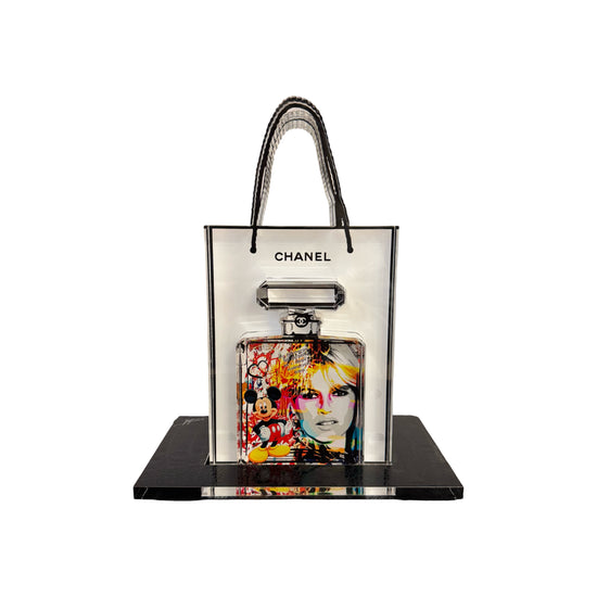 Fred Meurice, Les Sacs Flacons Chanel en Brigitte Bardot met Mickey Mouse