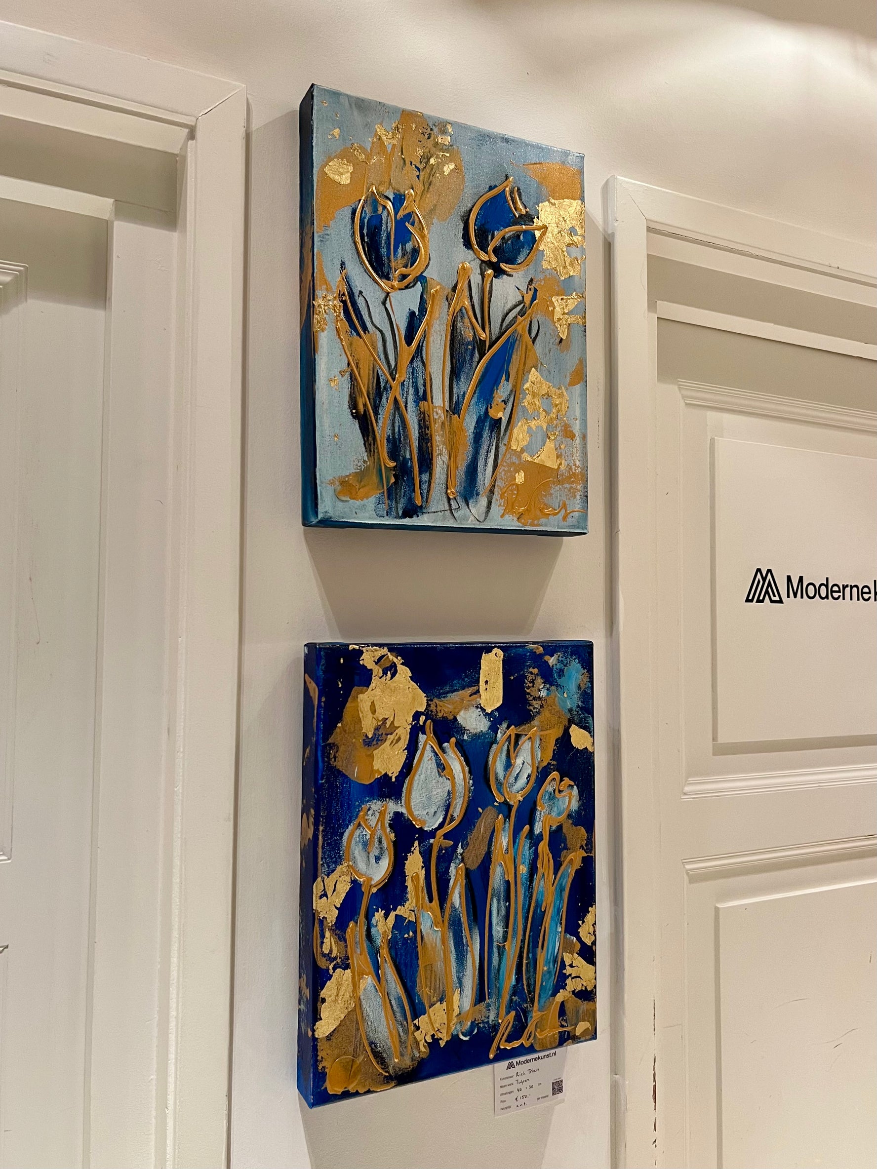 Rick Triest  kleine Tulpen schilderijen met goud en blauw van acrylverf