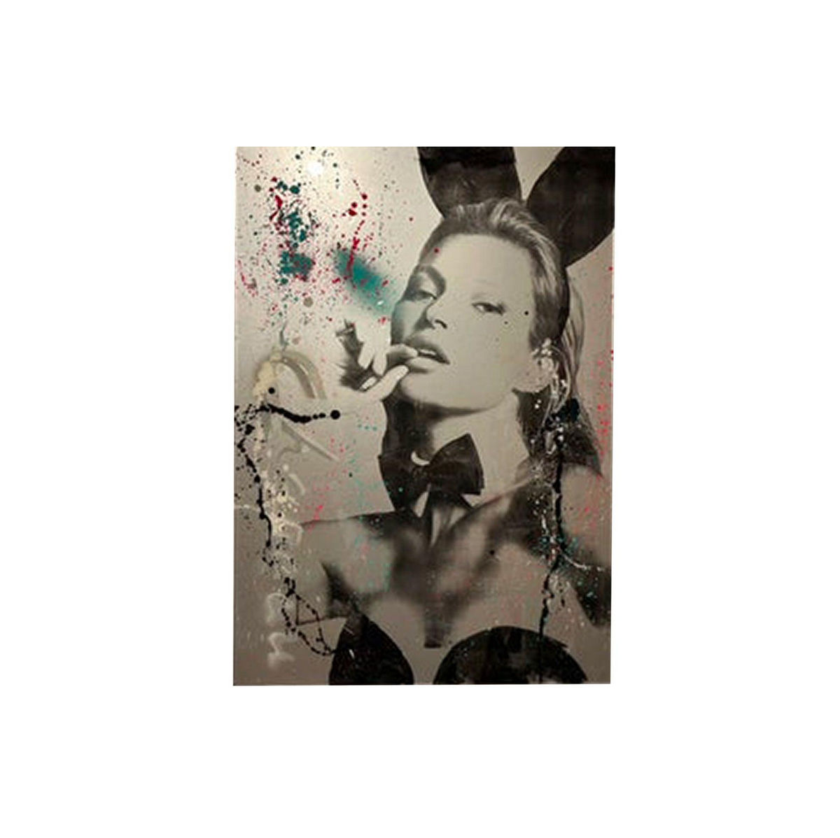 Ronald Chapeau 'Kate Moss Bunny' Mixed media op dibond schilderij